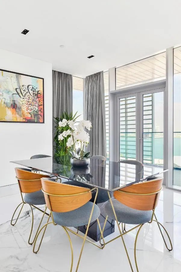Apartment Luxurious 3 Bedroom W Maidroom In Bluewaters Island Dubai