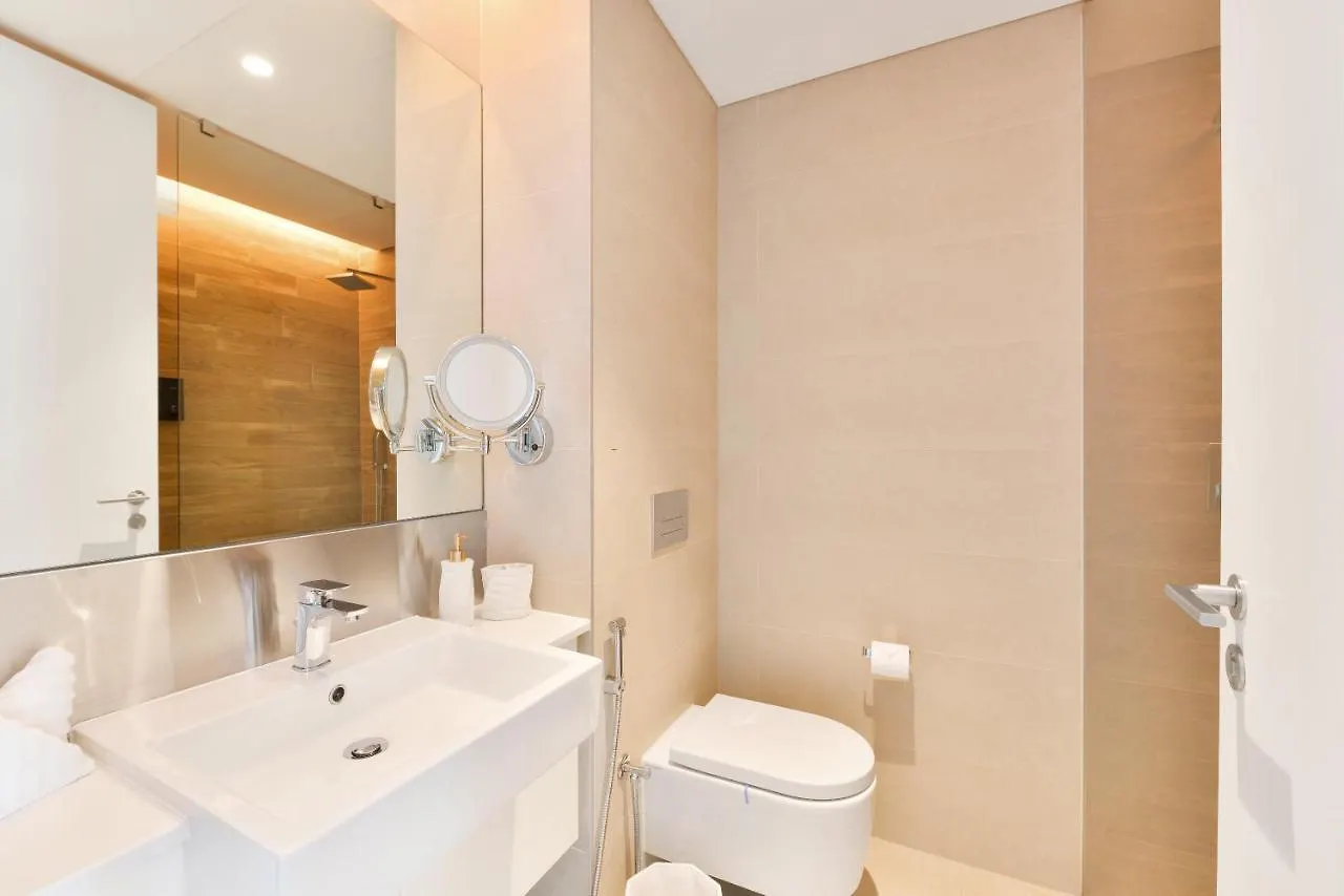 Luxurious 3 Bedroom W Maidroom In Bluewaters Island Dubai